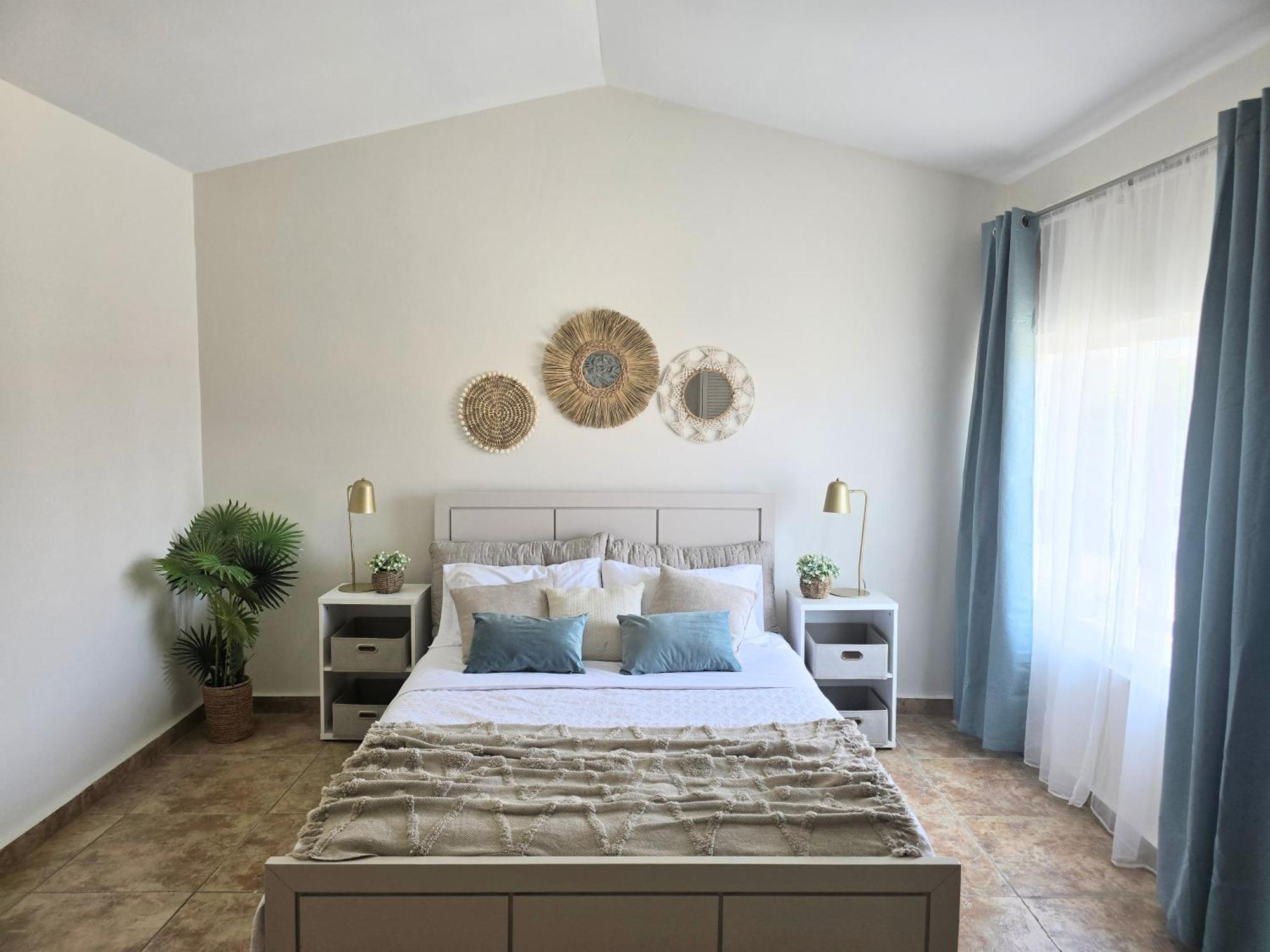 Rooi Santo Residence Palm Beach Buitenkant foto
