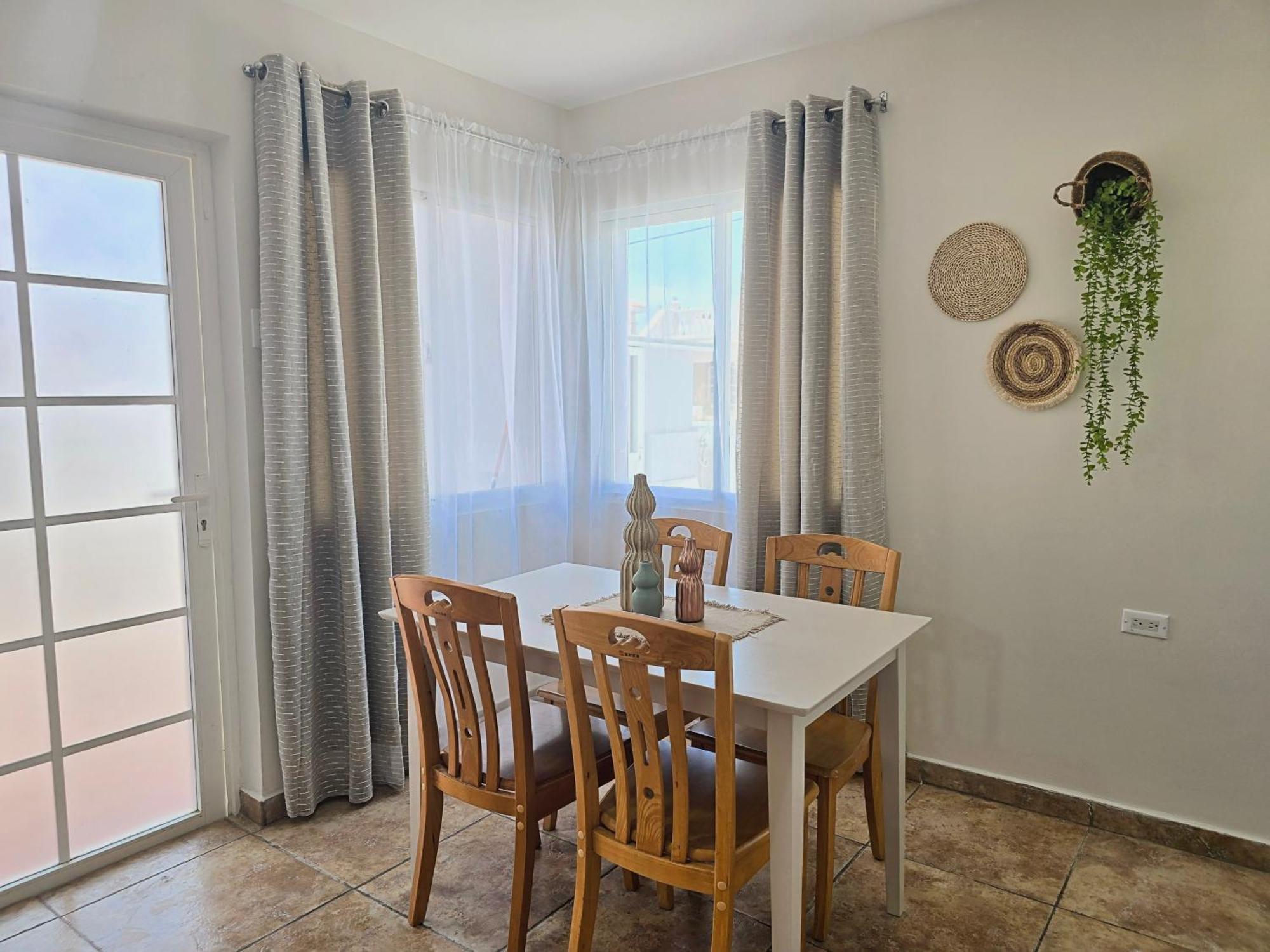 Rooi Santo Residence Palm Beach Buitenkant foto